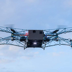 Распыляй и хозяйствуй: в РФ испытывают первый в стране «летающий трактор»